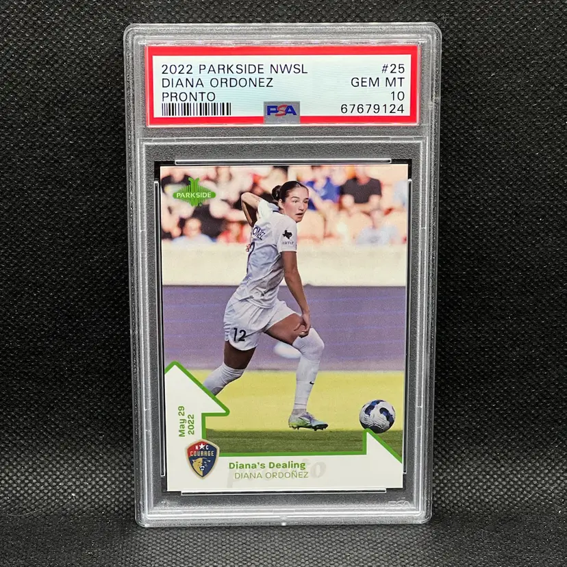 Diana Ordonez 2022 Parkside NWSL Pronto #25 PSA 10 Soccer Card