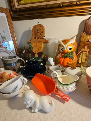 Vintage Variety -Pottery, Easter, Half Way to Halloween - pre bids are on 