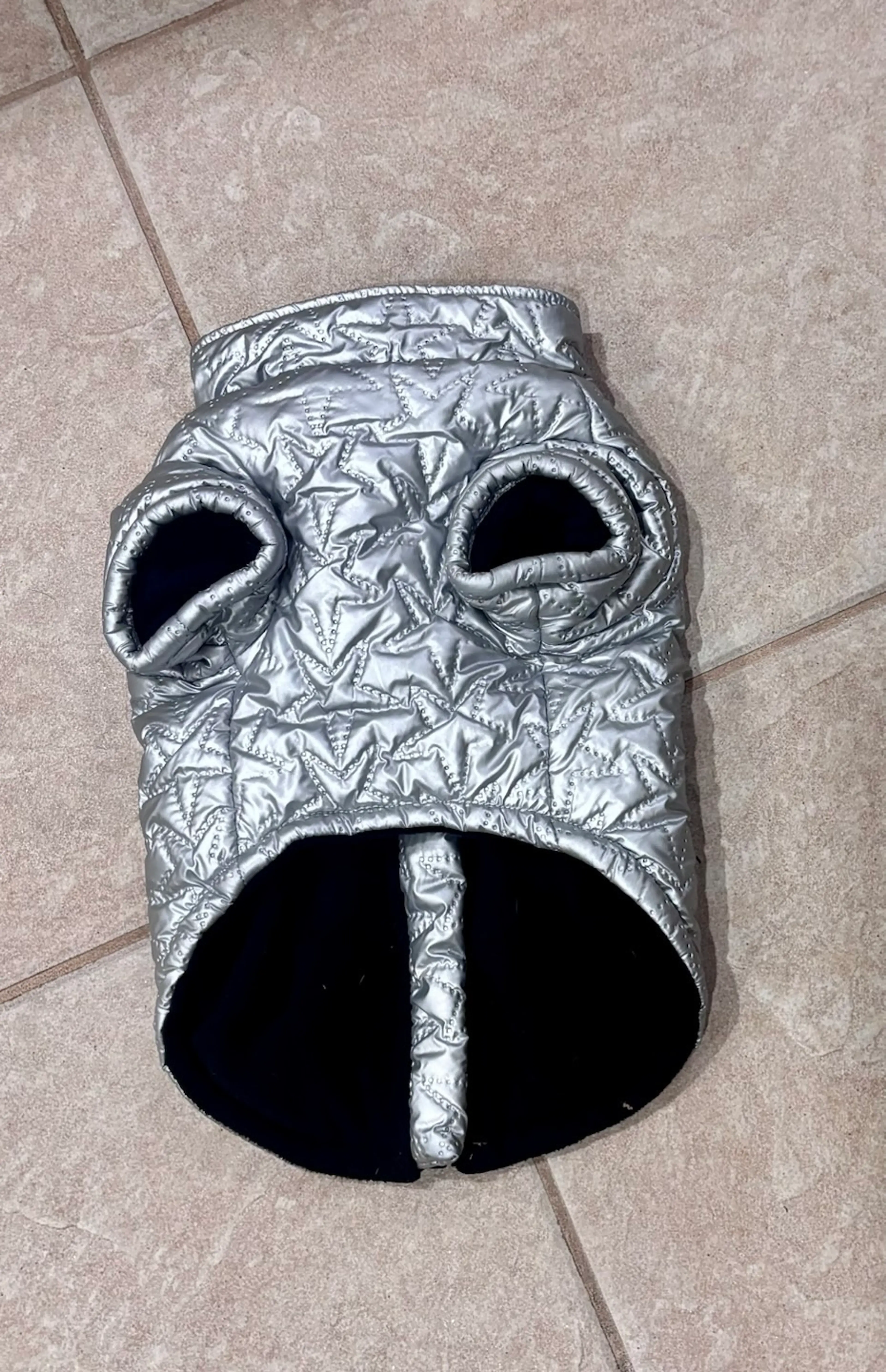 Image 2 of 5