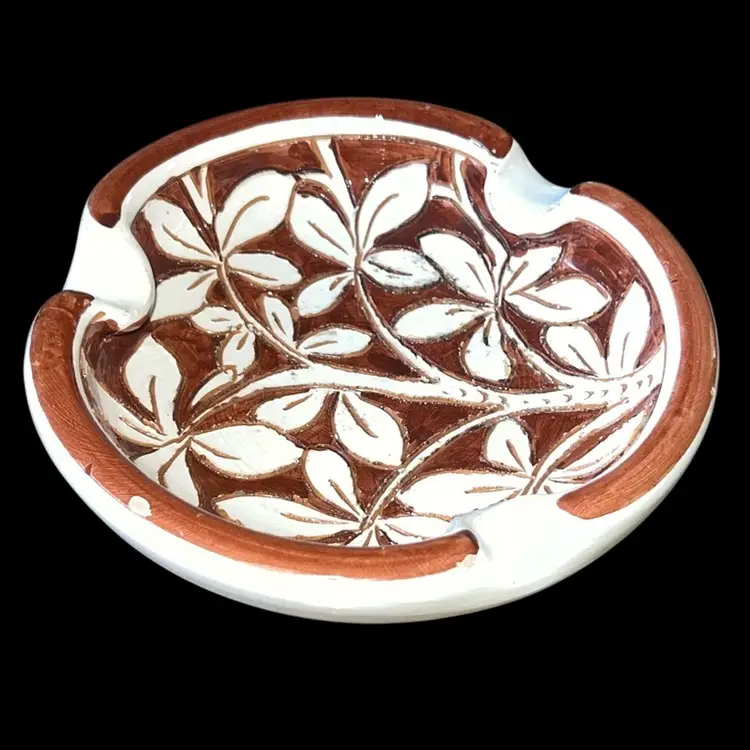 Sgrafitto Italian Possibly Bitossi Rust and Cream Ashtray