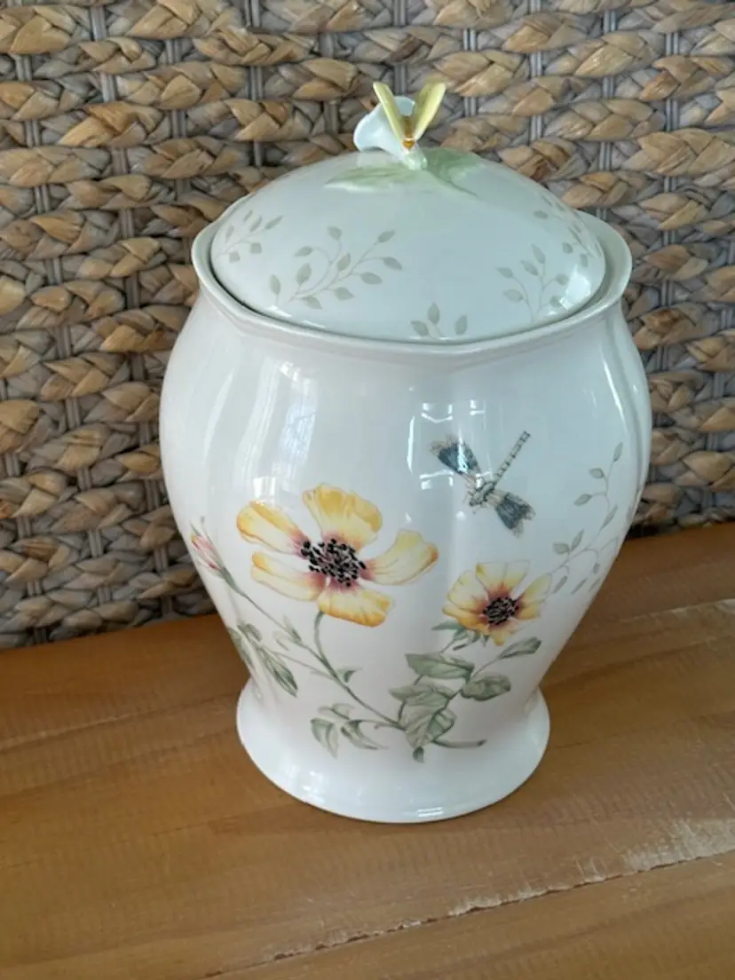 Retired Lenox Butterfly Meadow 10” Canister & Yellow Butterfly Lid