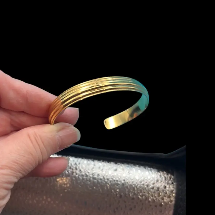 Vintage Napier Gold-Tone Ridged Cuff Bracelet