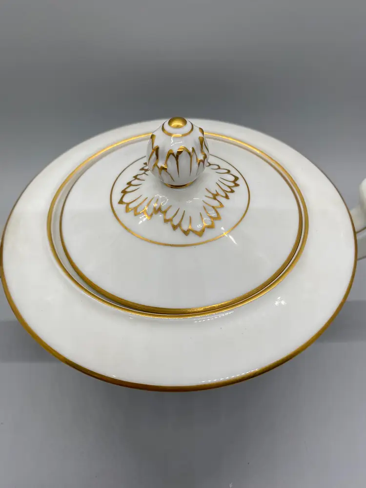 Noritake Goldcroft 4953 Double Handle Lidded Sugar Bowl