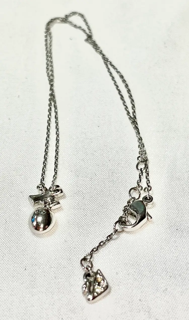 Swarovski 18" necklace