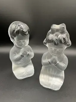 #10 Pair Of Viking Art Glass Praying Children Paperweight Book Ends 6.5”