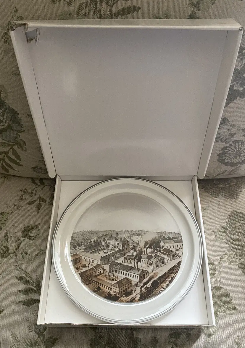 Villeroy & Boch 1900 Era Goodyear Plate Decorative Home Collector Plate 9”