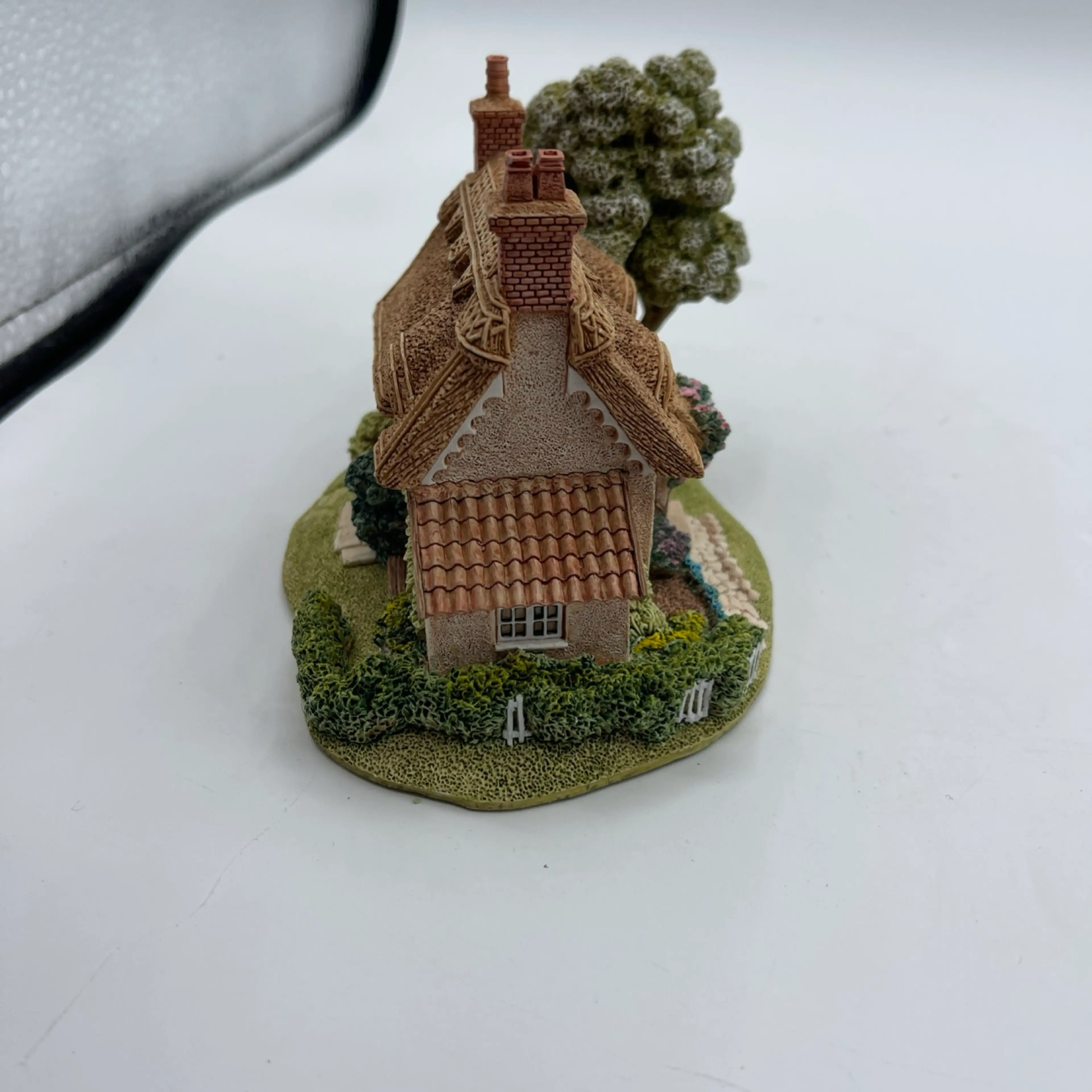 Image 3 of 9