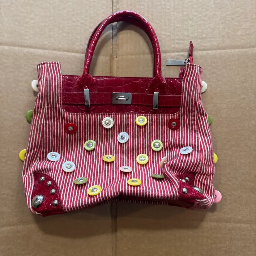 inS white stripped Purse with Buttons and faux reptile