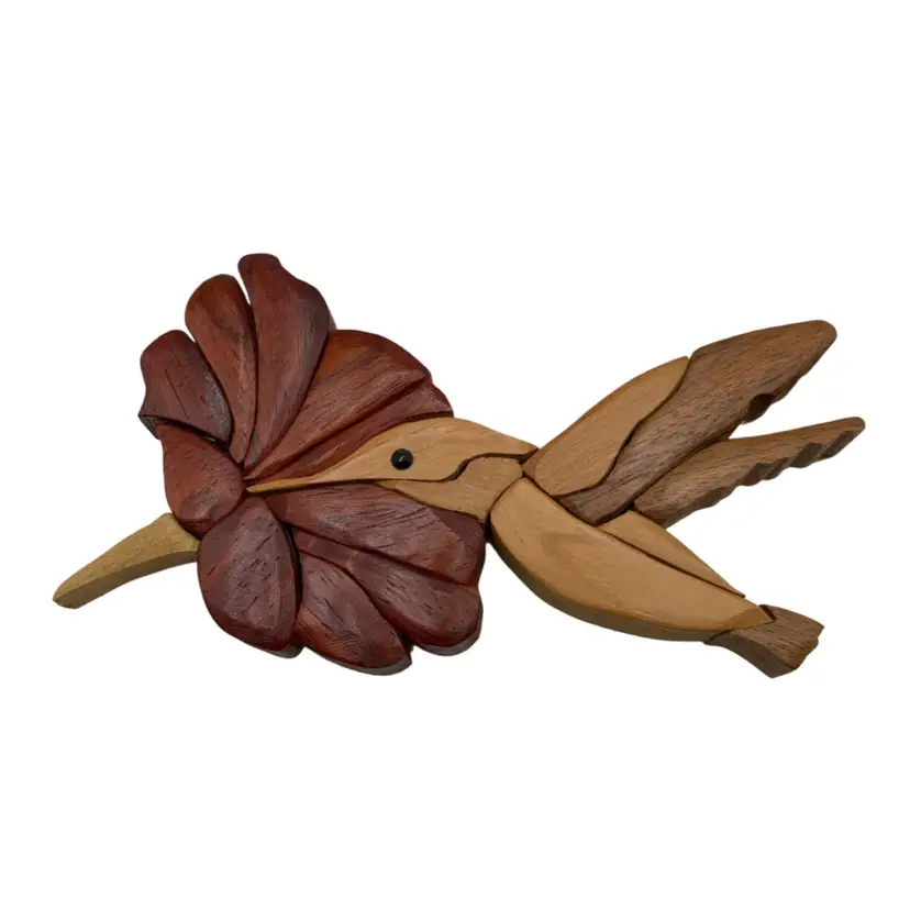 Wooden Hummingbird Wall Decor! 4” x 7 1/2”!