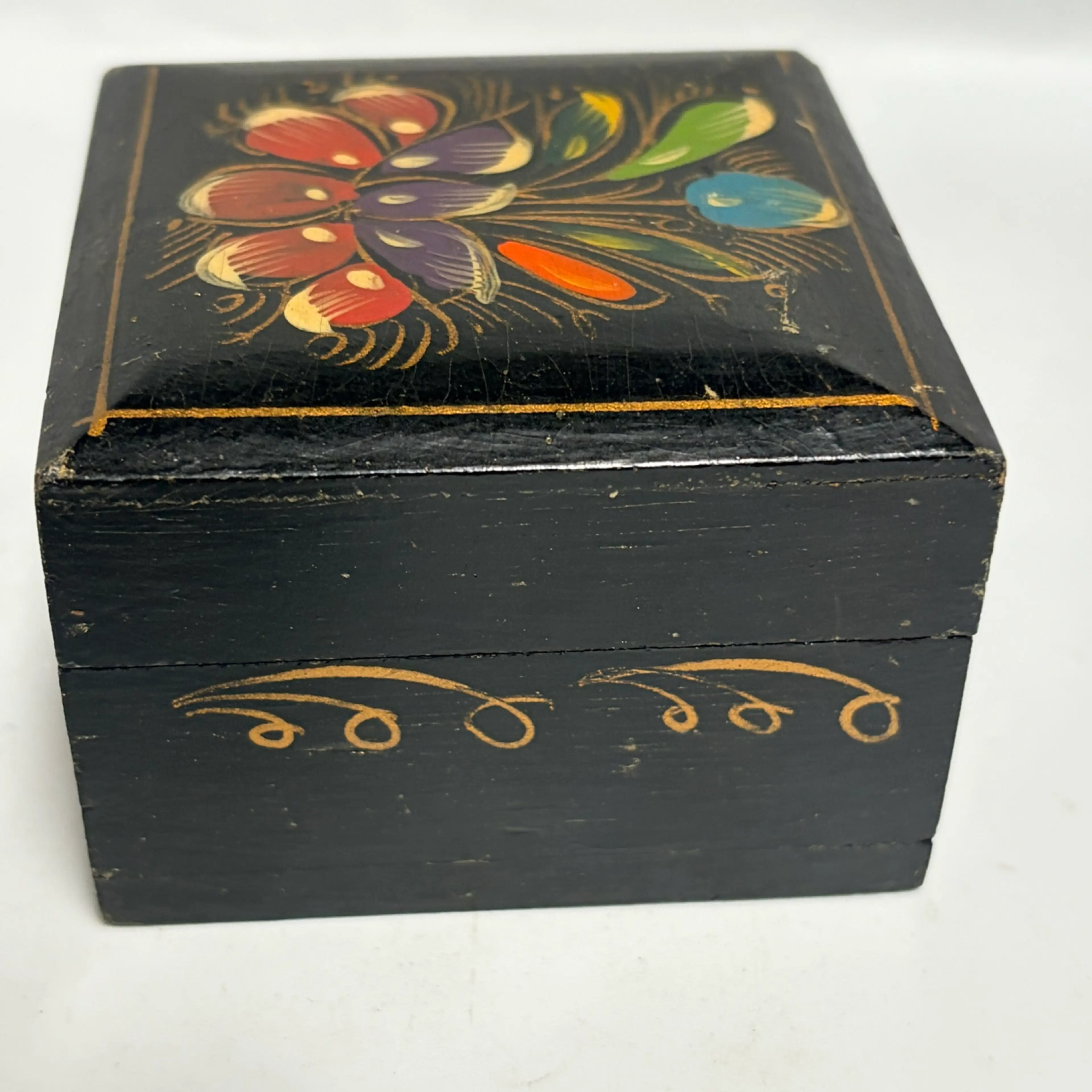 Image 2 of 7