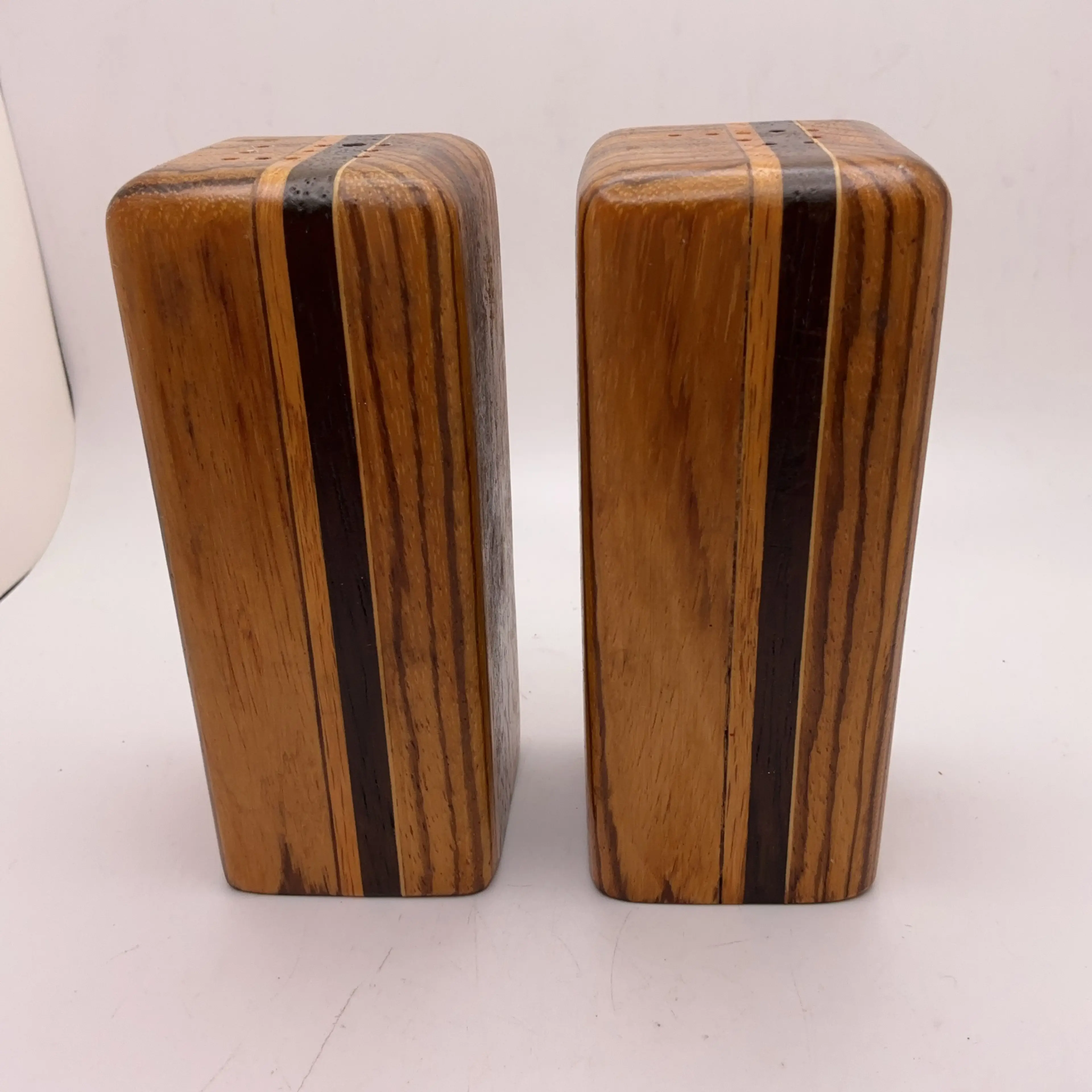 Image 4 of 7