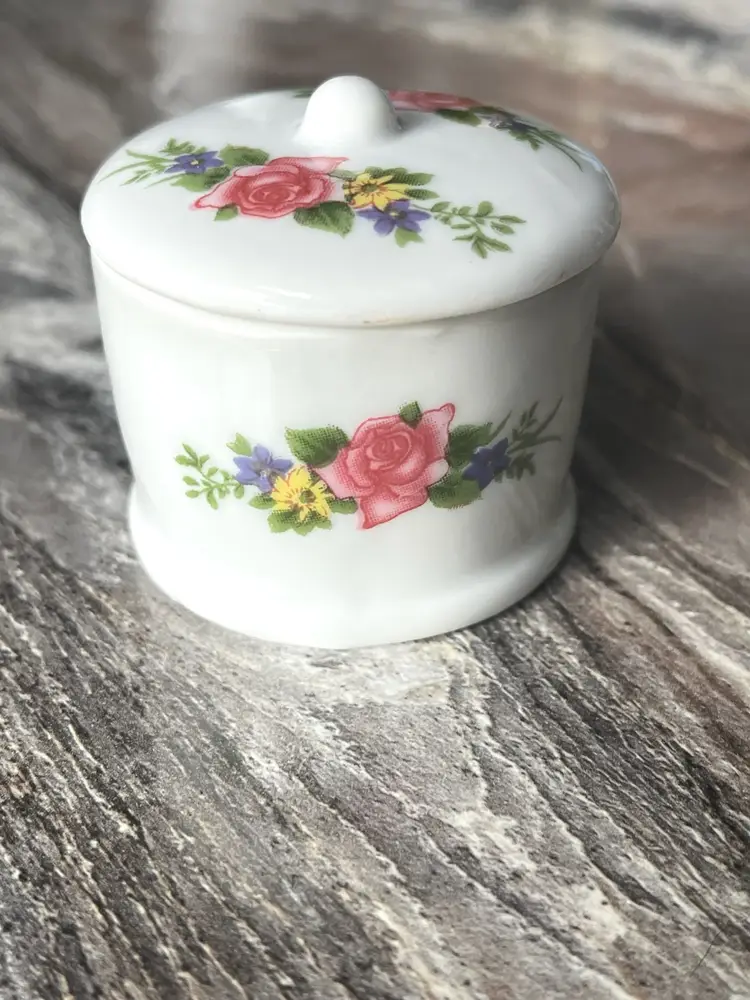 Vintage Ceramic Postage Stamp Holder Trinket Box