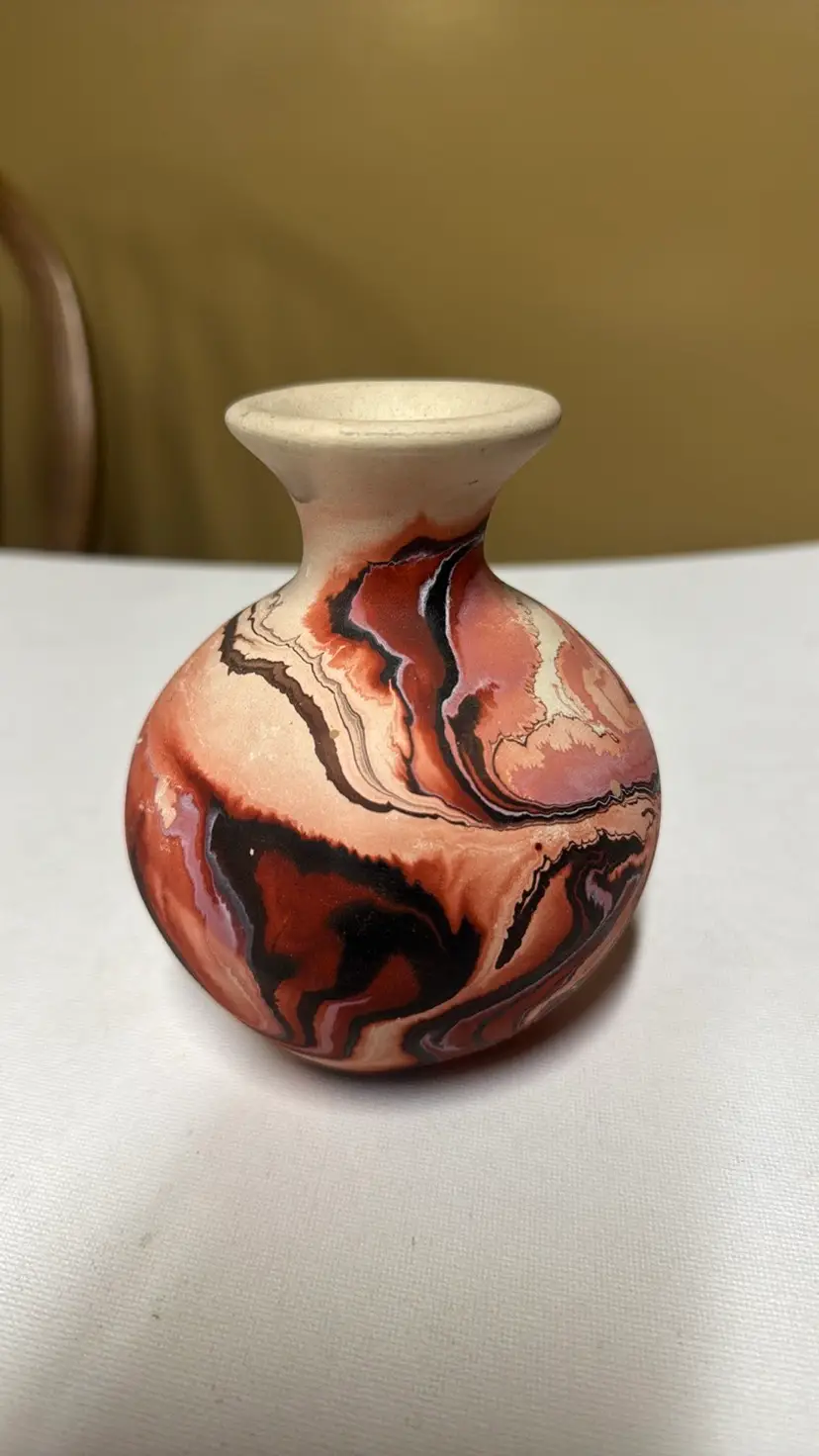 Nemadji Pottery Vase 4.75" tall Red Pink Black Swirl Made in USA