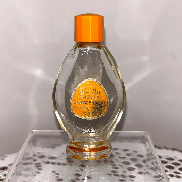 Vintage Bourgeois France "On the Wind" Cologne Parfumee Bottle Bakelite Cap 1950s “Purse Size” Or Trial Size