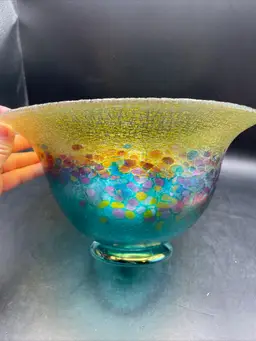 Robert Held Art Glass Bowl Signed With Sticker