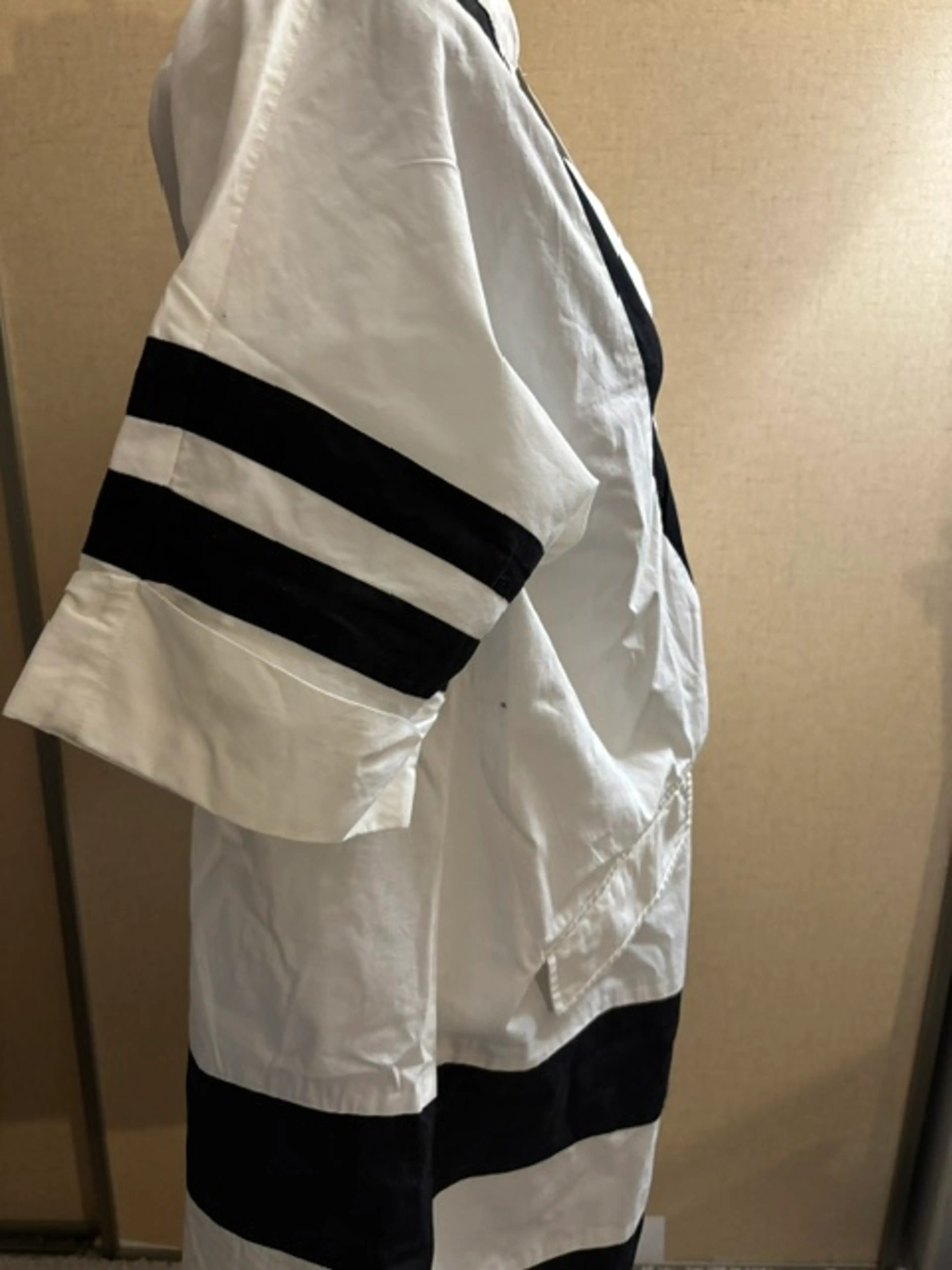 Image 3 of 5