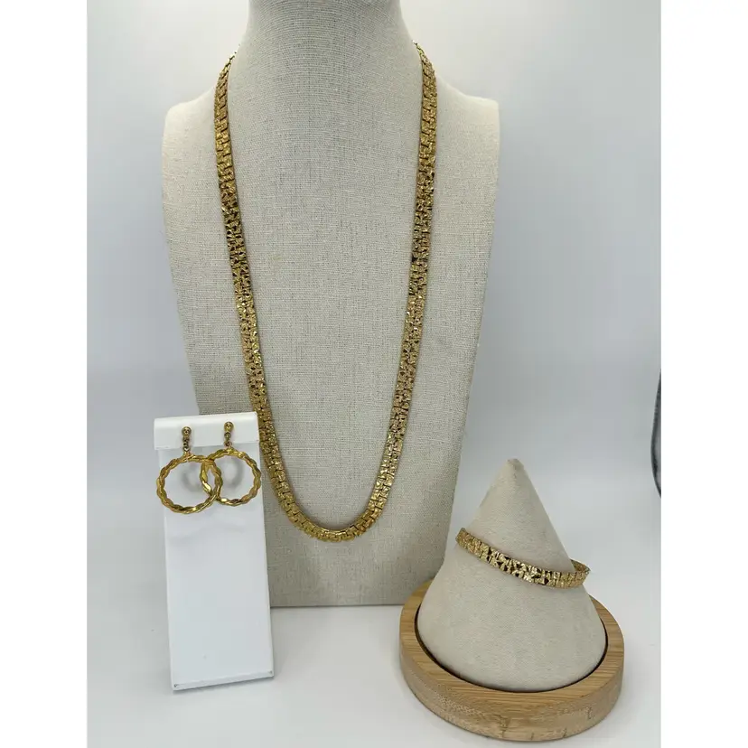 #60 Chunky Gold-tone Set