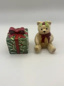 Fitz And Floyd Christmas Salt And Pepper Shakers