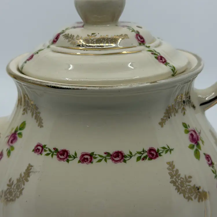 Vintage Sadler Porcelain Tea Pot England Pink Rose Florals w/Gold Trim