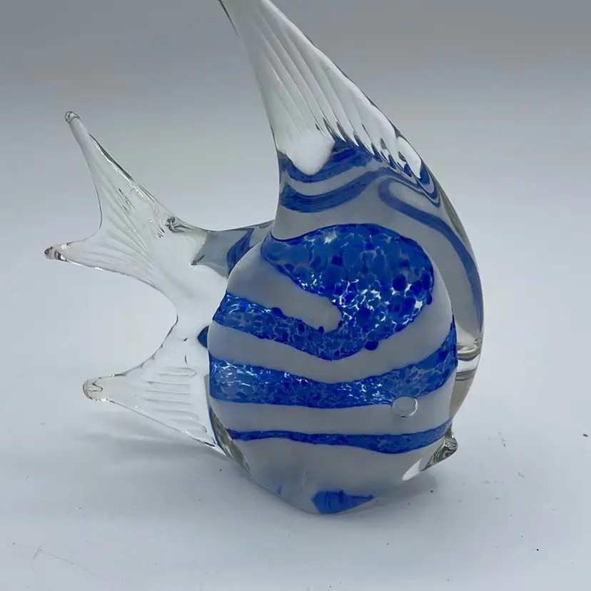 06-Angelfish Paperweight, Blue And White Stripes 4.5 Inches Tall