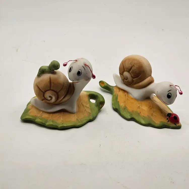 Homco snails miniature Figurine Vintage 8902 set of two