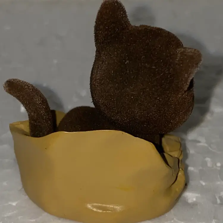 #07- Vintage Flocked Miniature Cat Figurine- Kitty In My Pocket As Pictured