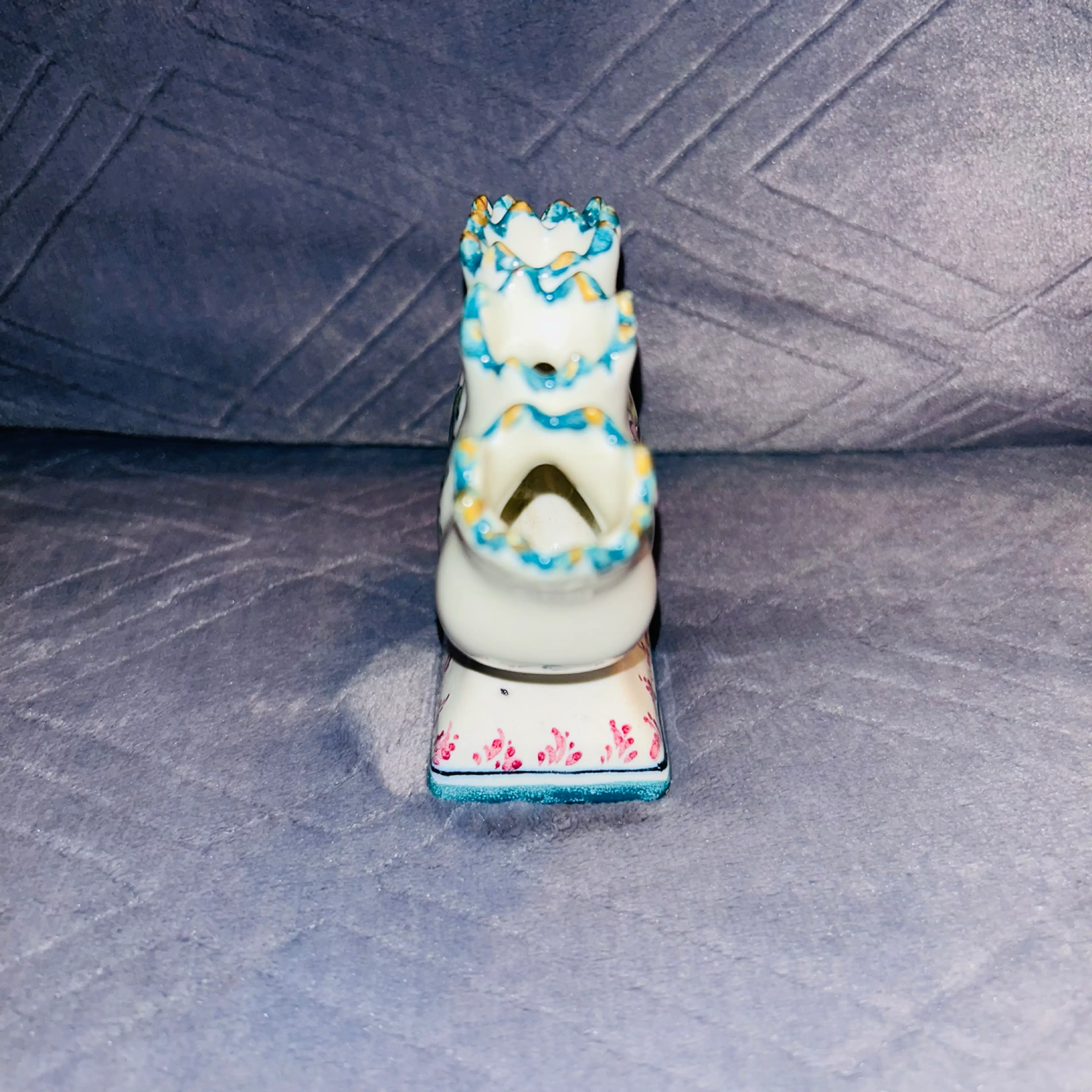 Image 2 of 7