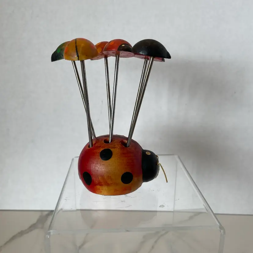 Ladybug And Hedge Hog Pick Holders