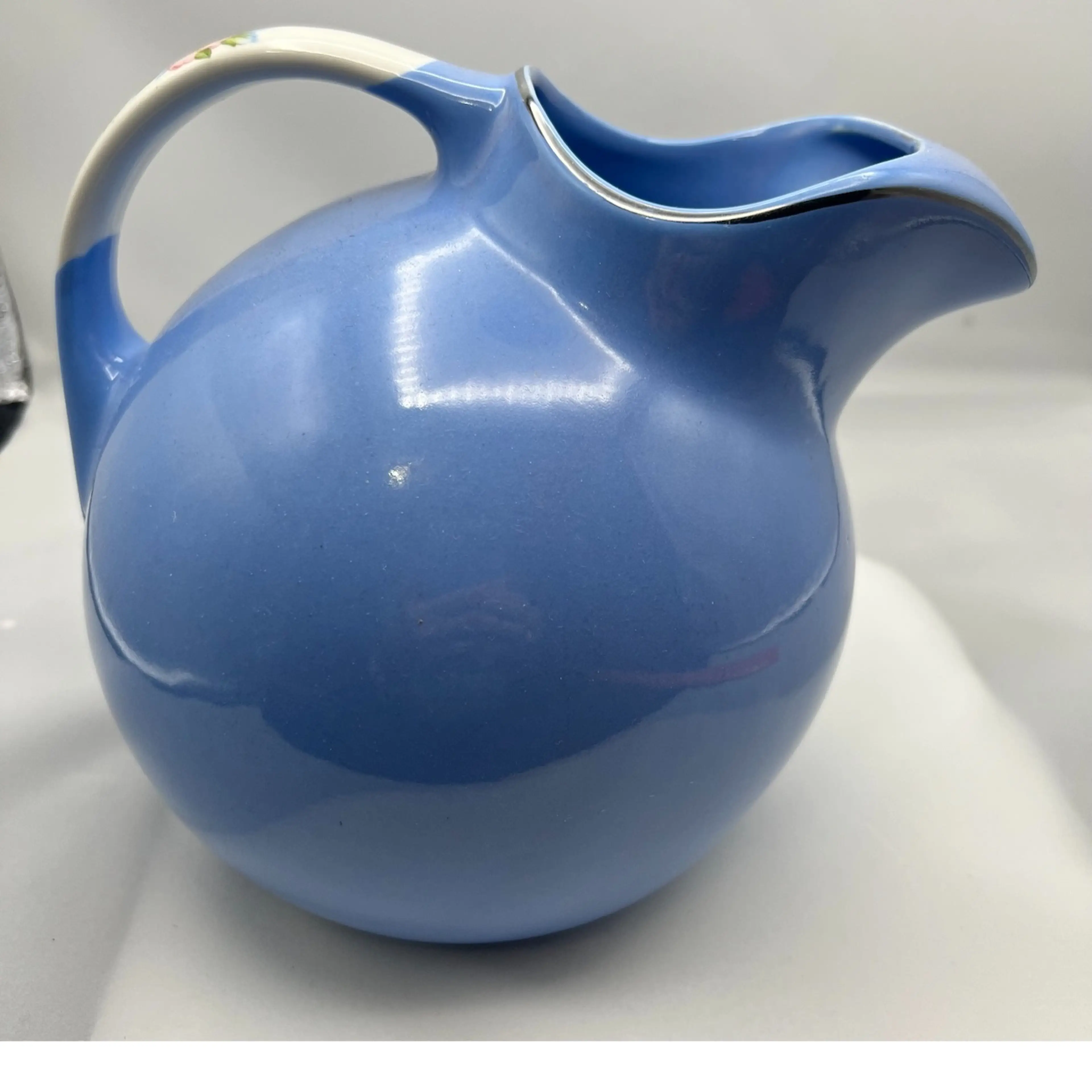 Image 1 of 6