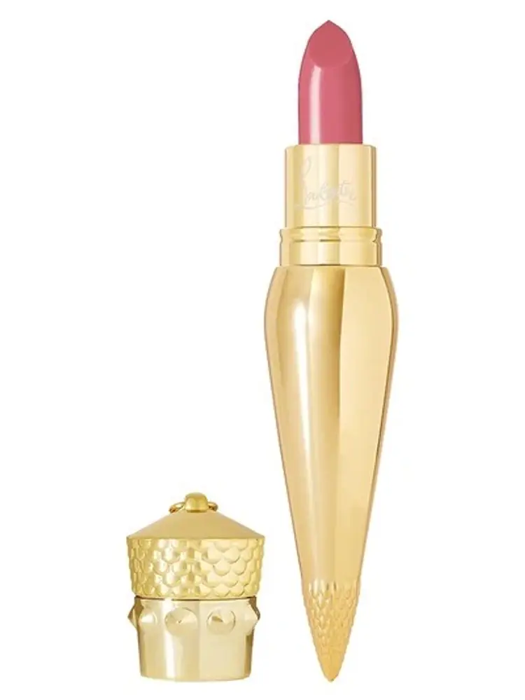 NWOB CHRISTIAN LOUBOUTIN Satin Lipstick - Belly Bloom

The next generation of Christian Louboutin iconic Silky Satin lipstick.

More than satin, an ultra-silky creamy texture that offers intense colour & luminosity with the perfect glide offering up to 6h of luminosity, 6h of intensity, 12h moisture*, **.

The formula is enriched with the glamlips complex (a mix of hyaluronic acid & vitamin b5, exclusive to the brand) paired with pansy extract.

Encased in a unique gold art deco inspired body and crowned with a gold cap with a small ring at the top, Rouge Louboutin lipstick can be personalized with a chain and charms.
