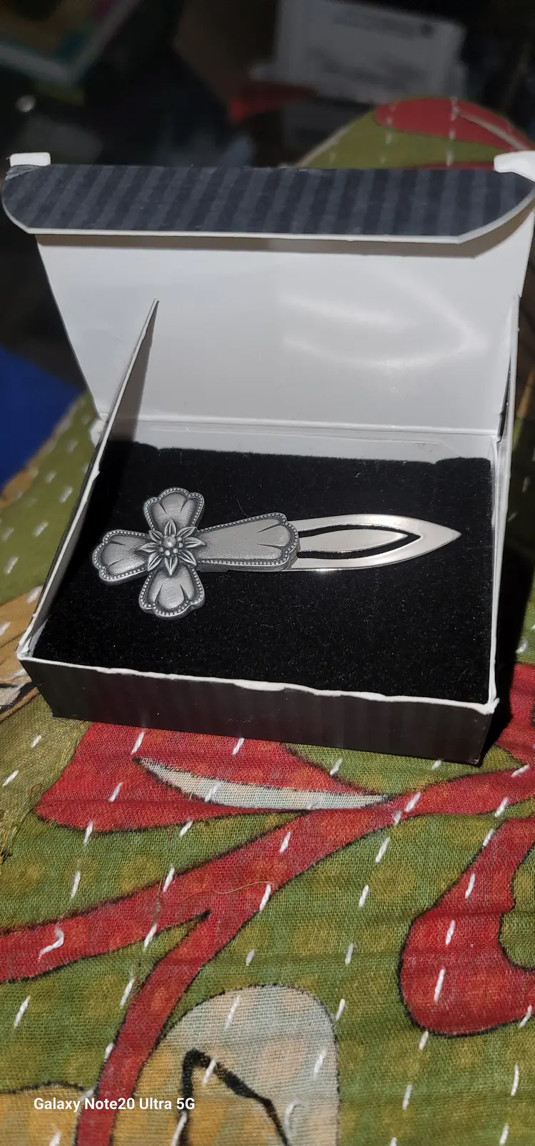 Avon Pewter Cross bookmark