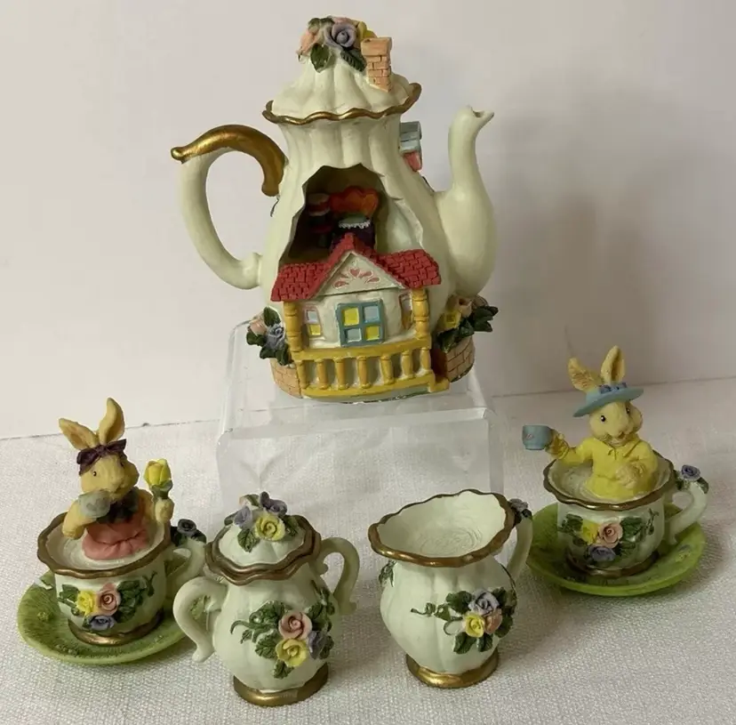 Vintage Ceramic Easter
Bunny Tea Set Decor 5 Piece
Set~ NIB