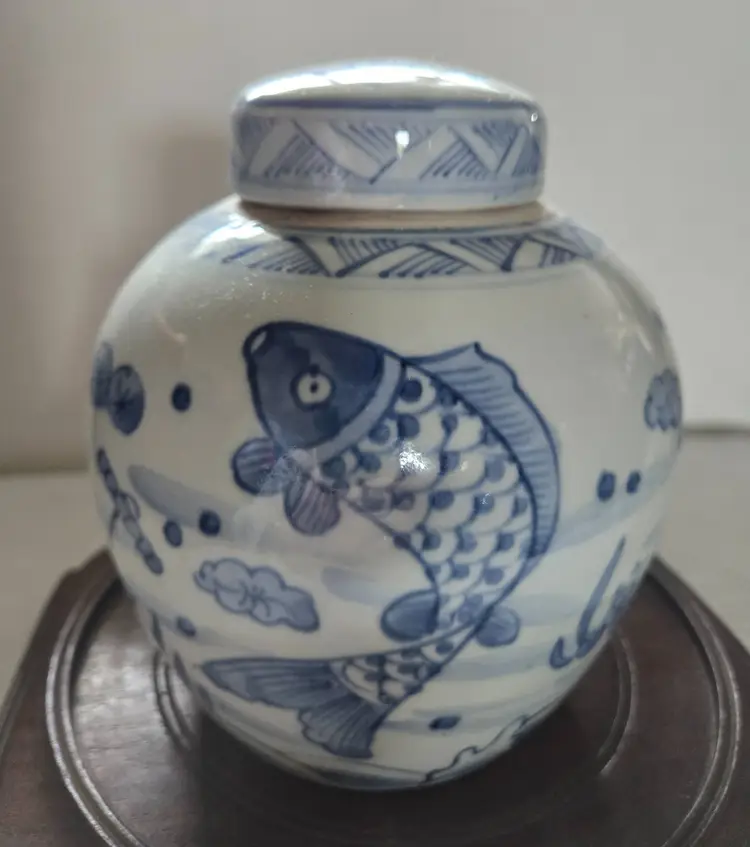 Chinese Blue And White Porcelain Ginger Jar w/Lid In A Koi Fish Motif