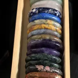 $3 Crystal Worry Stones (one Piece)