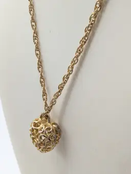 Gold Tone Scrolled Heart with Faux Pearl Necklace