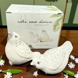 Edie Rose Home White Birds Salt & Pepper Shakers in Box Hydrangea Collection