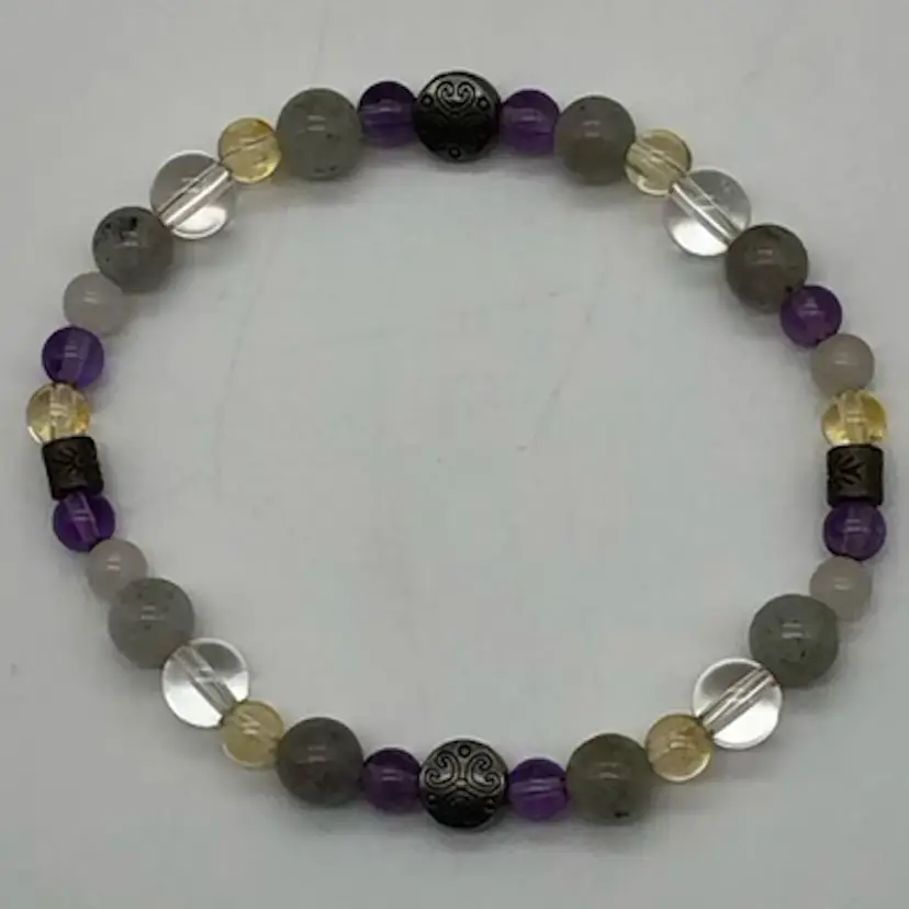 Real Stones Stretch Bracelet w/ four Metal Accents