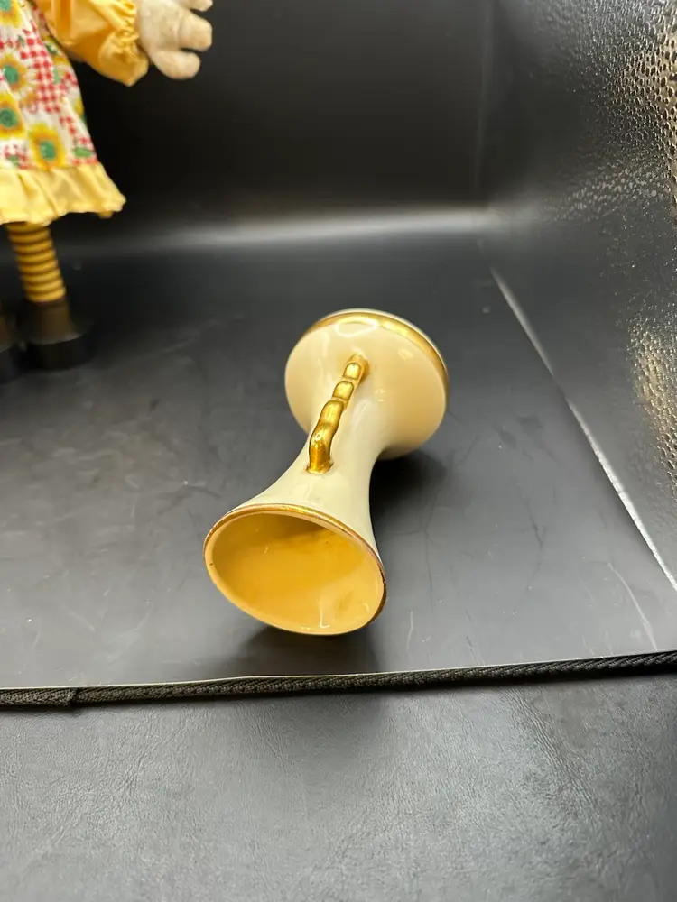 014 Art Deco Pearl China Co. bud vase