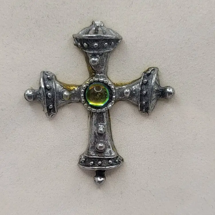 Belinda Miley Inlay Antique Style Framed Cross with Green Swarvoski Crystal 5 x 7"