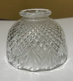 L.E. Smith No. 7524 "Pineapple" crystal glass fairy lamp TOP ONLY 3.5” tall