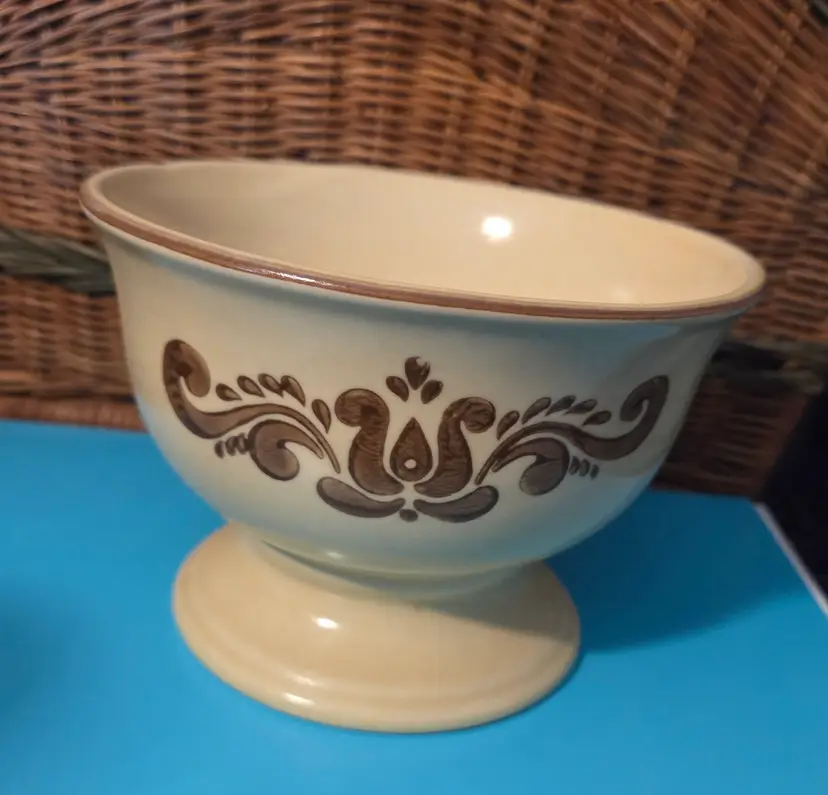 Pfaltzgraff Footed Bowl "Village" Pattern