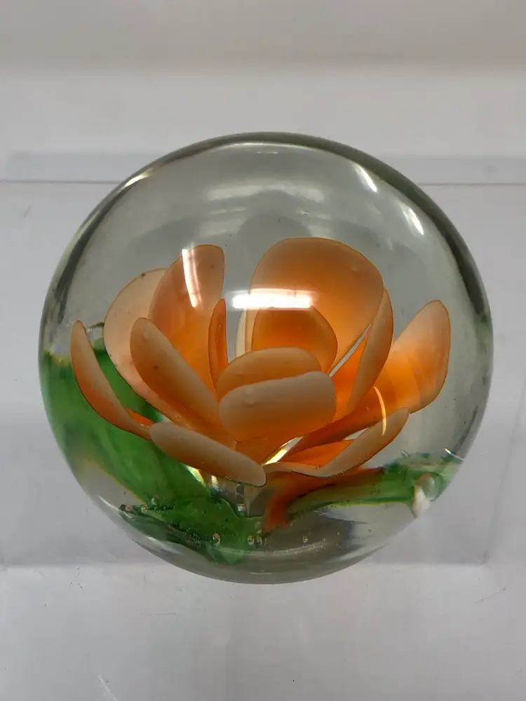 Peach Posey Paperweight