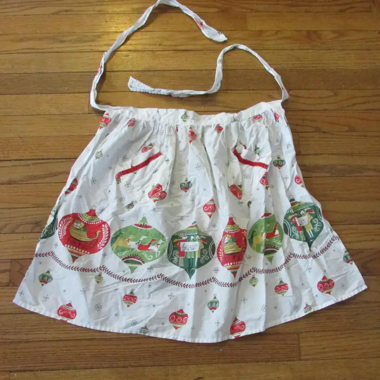 vintage Christmas apron ornaments waist tie around holiday baking *has some stains*