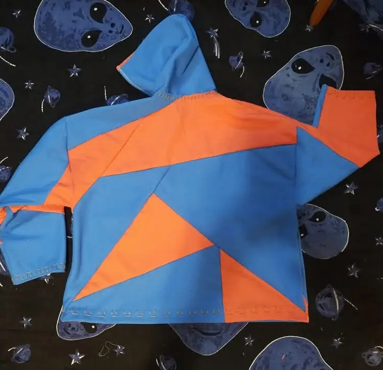 Pastel Hoodie 🩷🩵