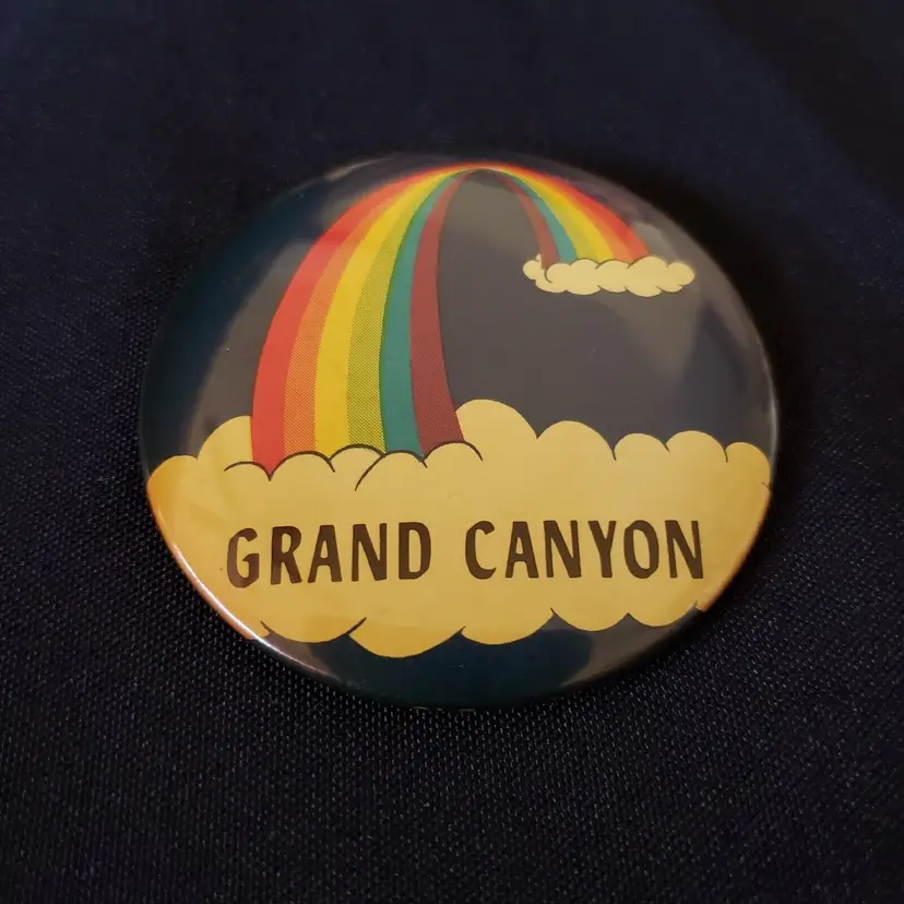 GRAND CANYON Pin Button Pinback with original price tag National Park Arizona