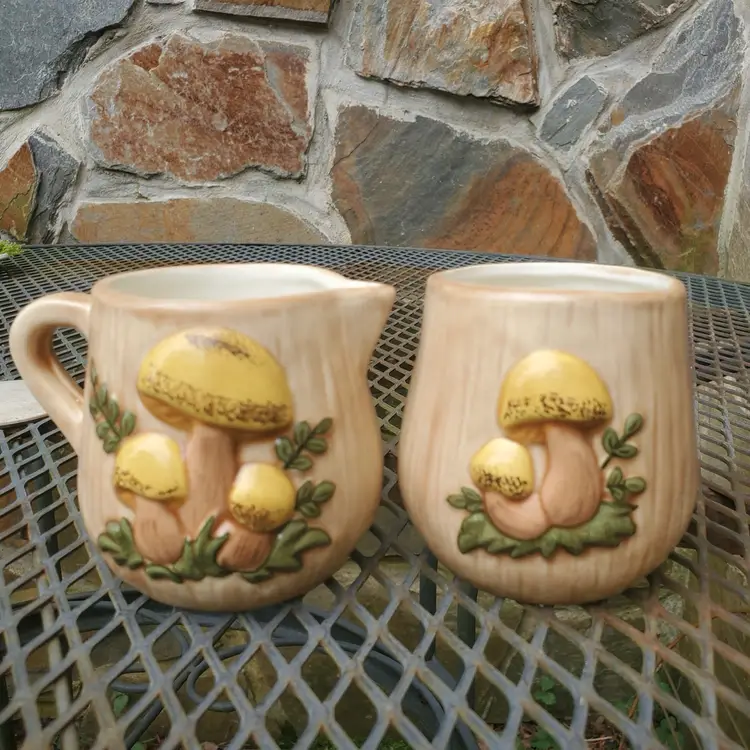 Vintage Sugar Bowl NO LID And Creamer 3-D Mushroom Design Ceramic Hand Painted 3”