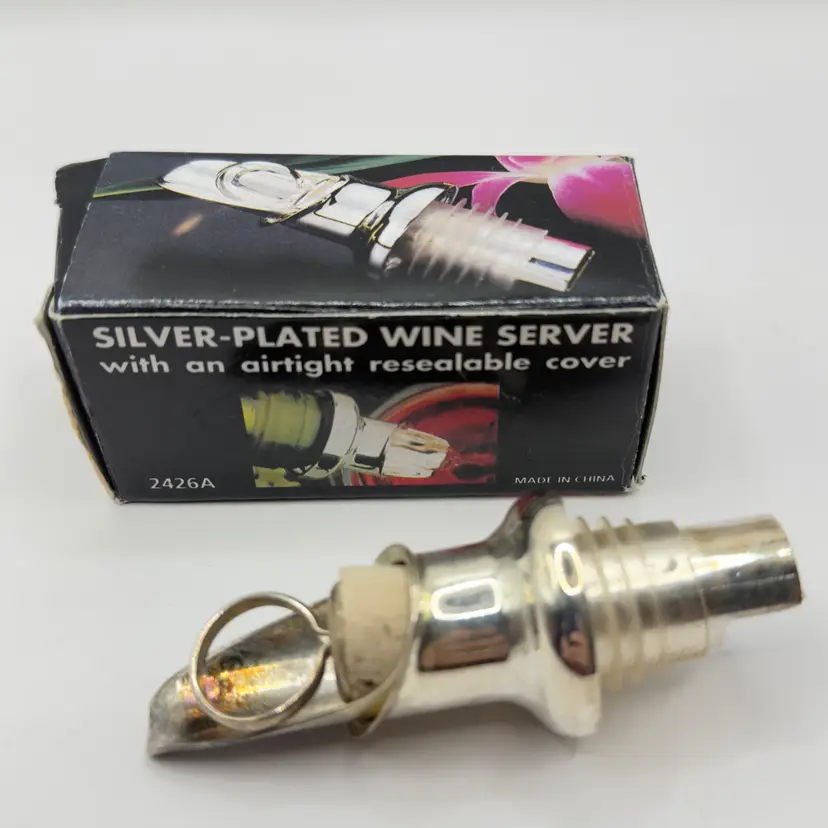 Vintage Silver-Plated Wine Server with Airtight Resealable Cover Barware, Unbranded,  Made in China, MPN 2426A
