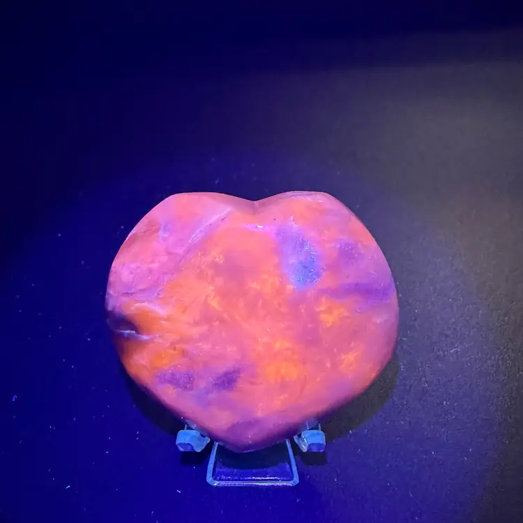 Natural Blue Hackmanite Heart Palm Stone UVs Healing Crystal W/Stand 2" 90g