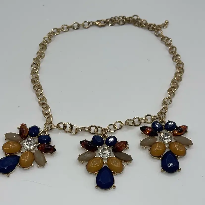 Gold Tone Necklace With Extender 18”