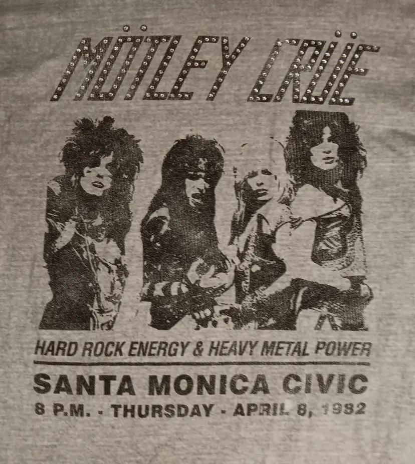 Motley Crue Concert Poster 1982 t-shirt KISS Ratt iron maiden ozzy heavy metal